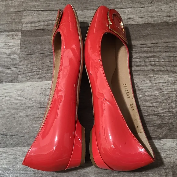 Salvatore Ferragamo Sanna Ballet Flat Shoes - Picture 5 of 10